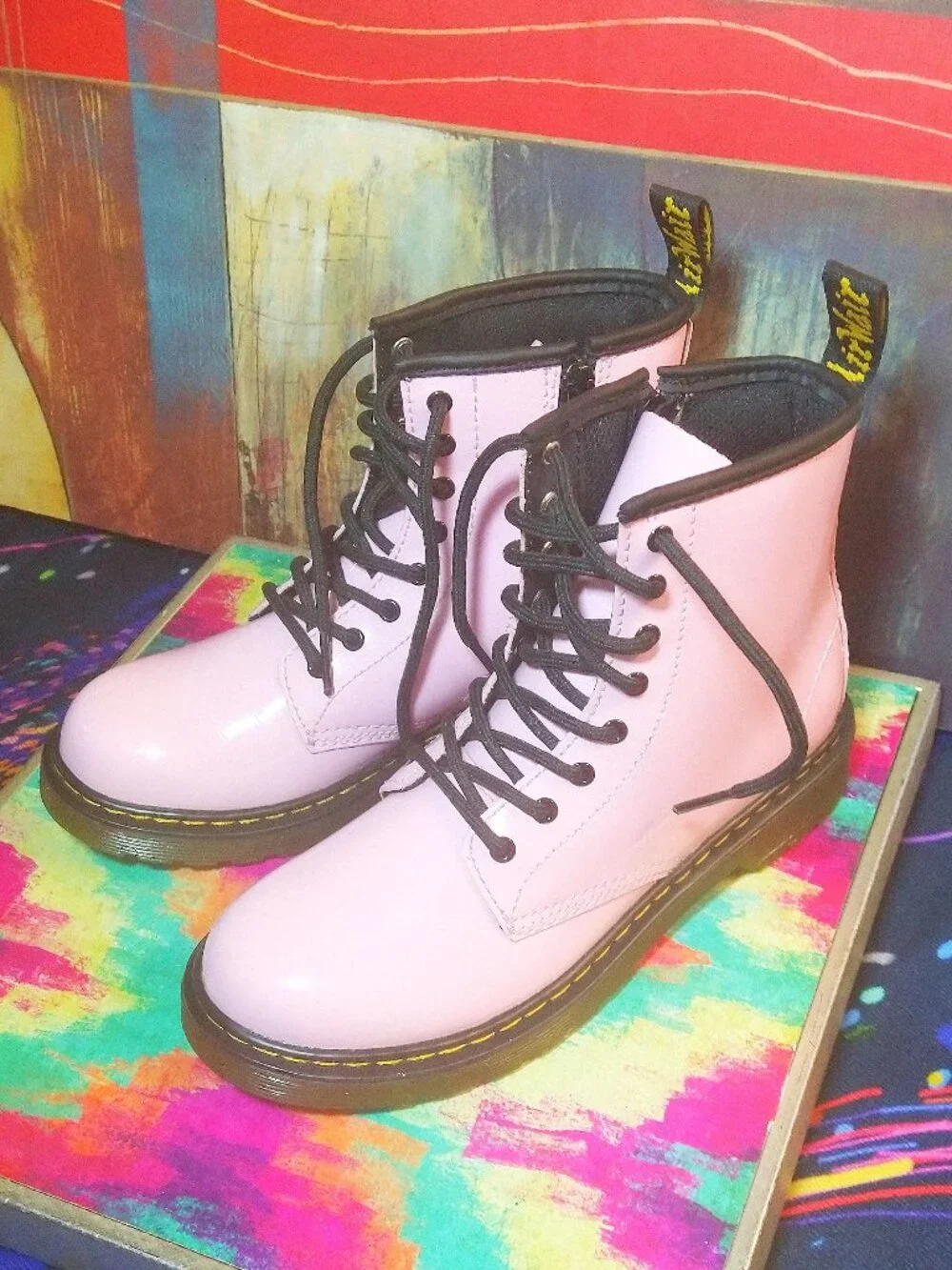 GIRL'S (BIG KID) DR. MARTENS BOOTS PATENT LEATHER DOC MARTINS 8-EYE COMBAT BOOTS